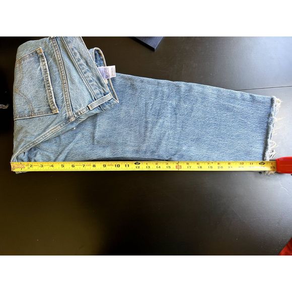 Levis Women Middy Straight Jeans, Washed Black, Size W26, red tab, zip fly - Picture 13 of 14